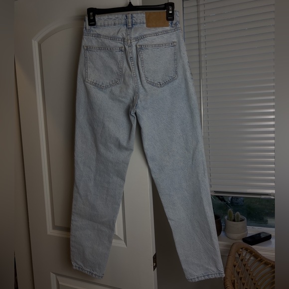 ZARA MOM JEAN - Picture 2 of 2